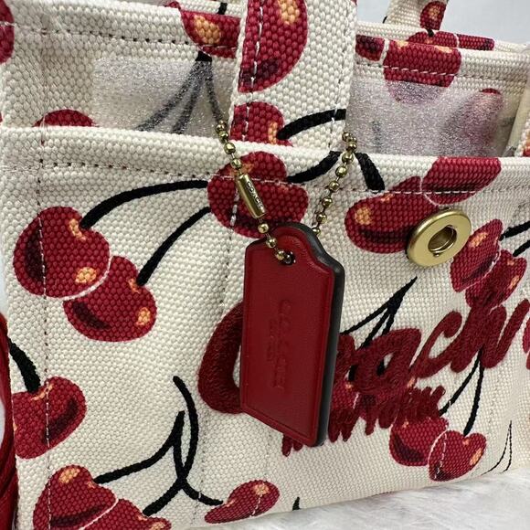 COACH Cargo Tote Bag 20 Crossbody With Cherry Print In Canvas/Chalk Multi CZ104 - Picture 9 of 10
